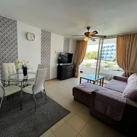 Adranik Golf Apartment *