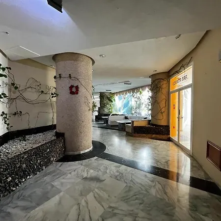 Adranik Golf Apartment